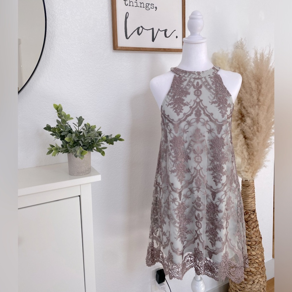 Lilac Altar’d State Floral Lace Halter Mini dress